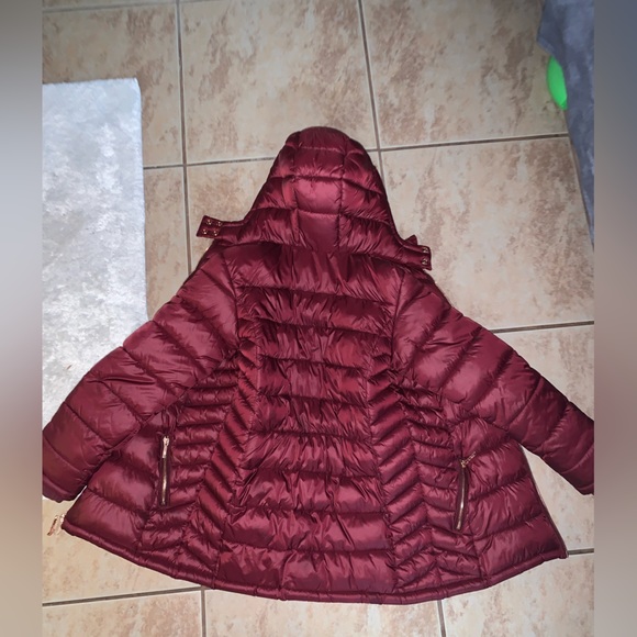 Guess girls size 12 coat gorgeous - Picture 6 of 7